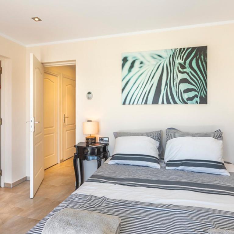 2016 Villa moderna al canal con 4 habitaciones by homeselectspain - Villa con piscina privada - 15