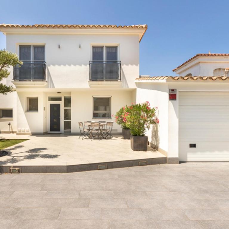 2016 Villa moderna al canal con 4 habitaciones by homeselectspain - Villa con piscina privada - 27