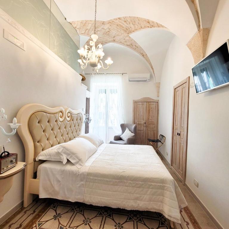 ROSSINI GUEST HOUSE - Double Room with Balcony - 19
