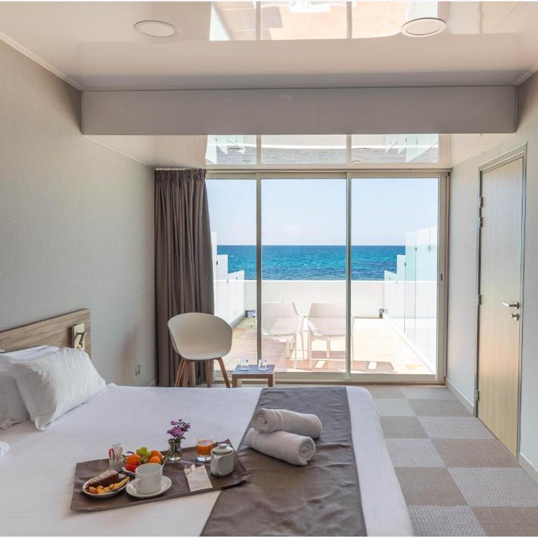 Hôtel Cala di Sole - Chambre Confort avec 2 Lits Simples - Vue sur Mer - 3