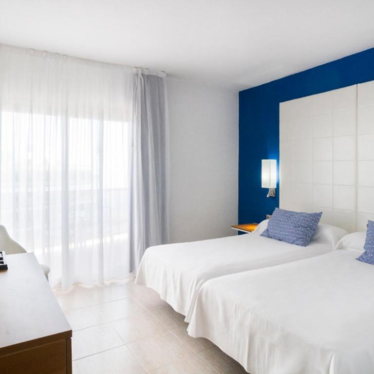 Ibersol Torremolinos Beach - Habitación Doble con vista parcial al mar - 1 o 2 camas - 6