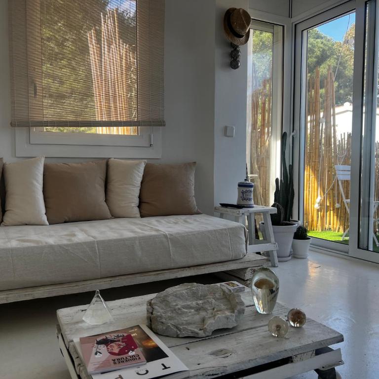 El Bohemar - One-Bedroom Apartment - 22