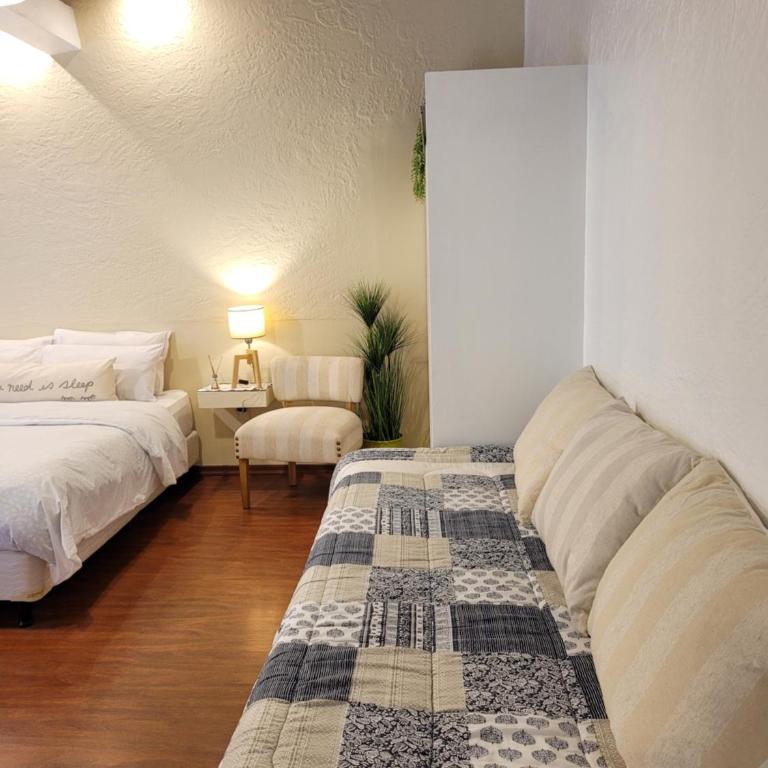 "Casa Amalia Apartamentos" Plaza Italia y Av Arístides a 50mts, lugar con jardín - Estudio - 10