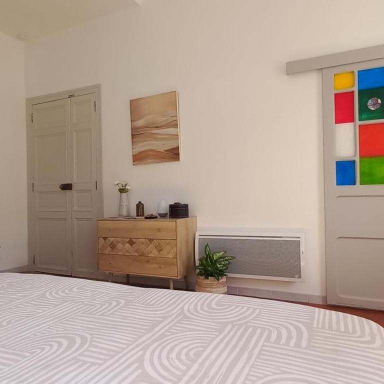 La maison de Malaurie - Chambre Quadruple avec Salle de Bains Privative - 1