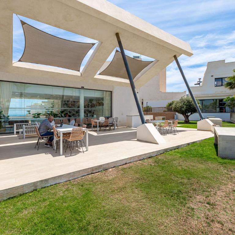 797 Holiday Rentals- Moderno piso con vistas al golf y mar - Apartamento de 3 dormitorios - 37