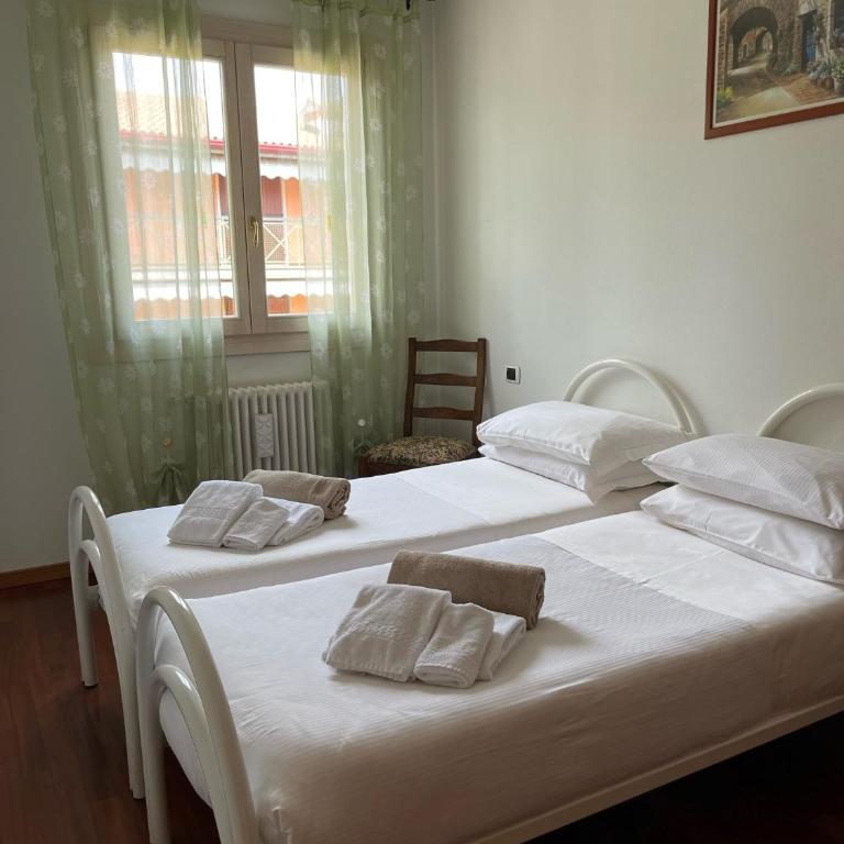 Apartment-Rosella Garda - Appartamento con 2 Camere da Letto - 10