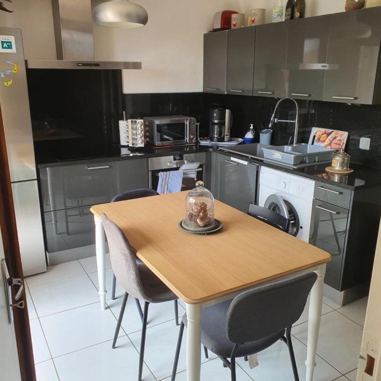 Bienvenue dans le ROUSSILLON - Appartement 2 Chambres - 10