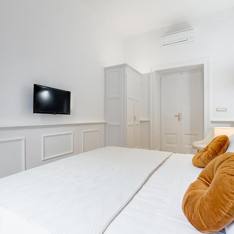 Monti Suites Cavour - Camera Quadrupla con Bagno Privato Esterno - 43