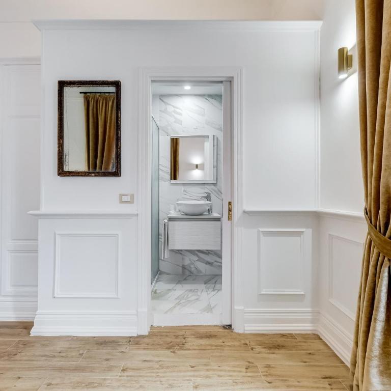 Monti Suites Cavour - Camera Matrimoniale con Bagno Privato - 2