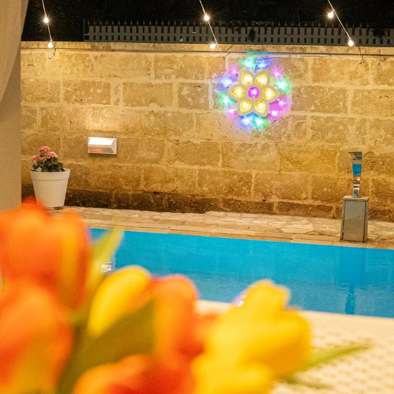 Villa Teresa Elegant & Relaxing Holiday Home with private hydro spa pool - Vacation Home - 40