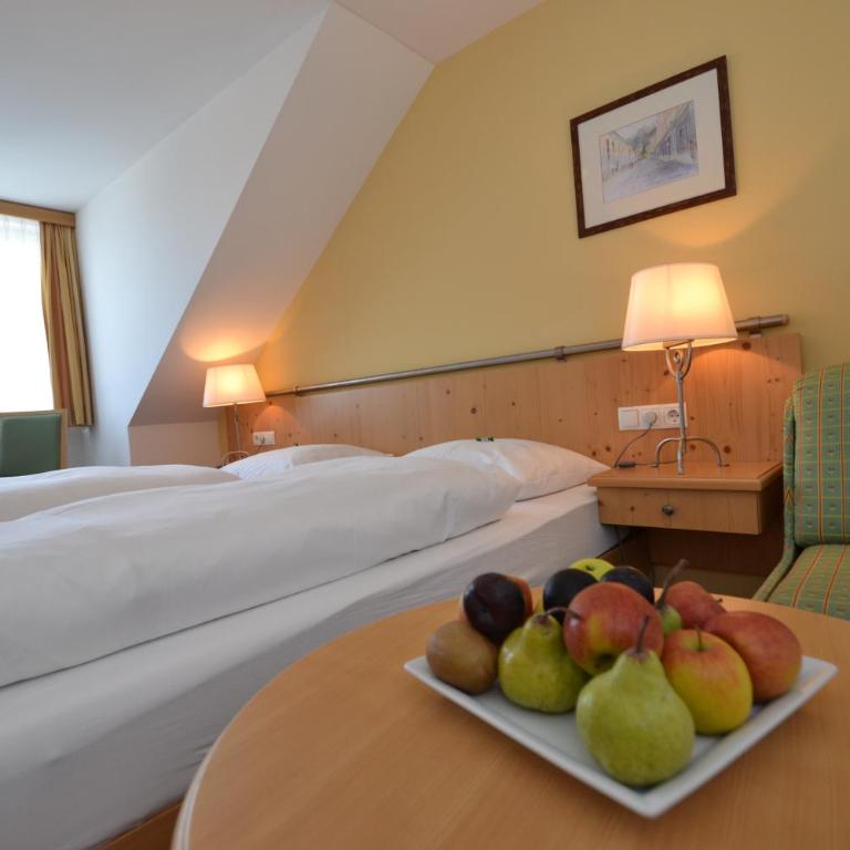 Hotel Kohlpeter - Doppel- oder Zweibettzimmer - 1