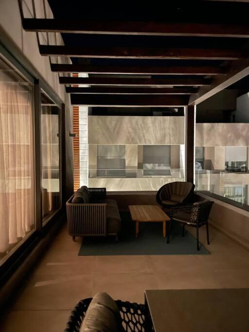 MODERN LUXURY PENTHOUSE, 15 minutes MARBELLA - Apartamento de 2 dormitorios - 10