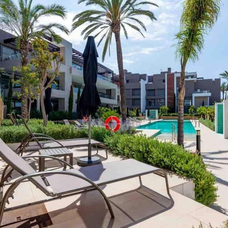 MODERN LUXURY PENTHOUSE, 15 minutes MARBELLA - Apartamento de 2 dormitorios - 32