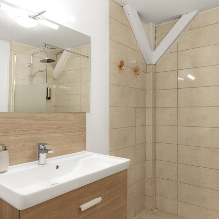 Appartement Bohème Chic - Cosy & Climatisé - Entre Gare & Cité - Apartment mit 1 Schlafzimmer - 10