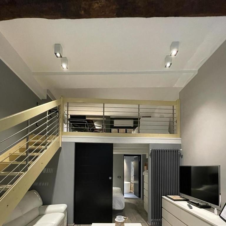 Portici Design Suite - Historical Center - One-Bedroom Apartment - 2