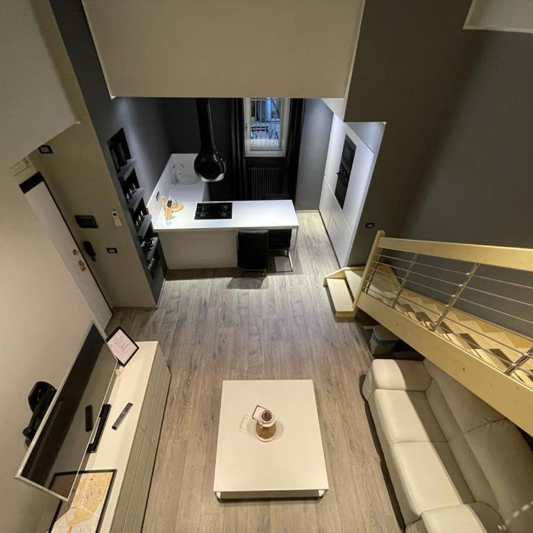 Portici Design Suite - Historical Center - One-Bedroom Apartment - 1