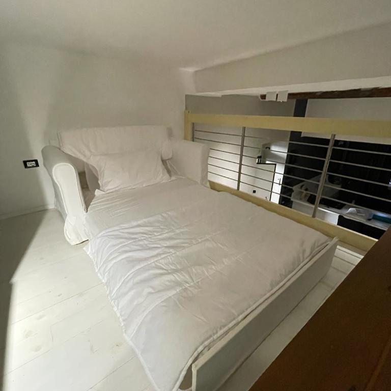 Portici Design Suite - Historical Center - One-Bedroom Apartment - 17
