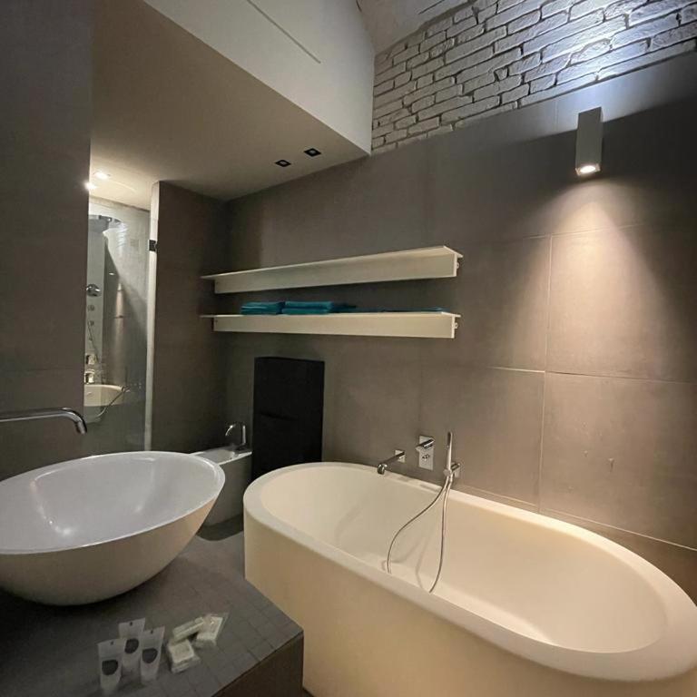 Portici Design Suite - Historical Center - One-Bedroom Apartment - 13