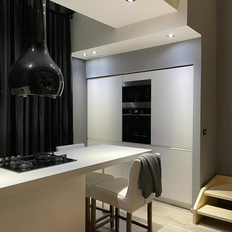Portici Design Suite - Historical Center - One-Bedroom Apartment - 3