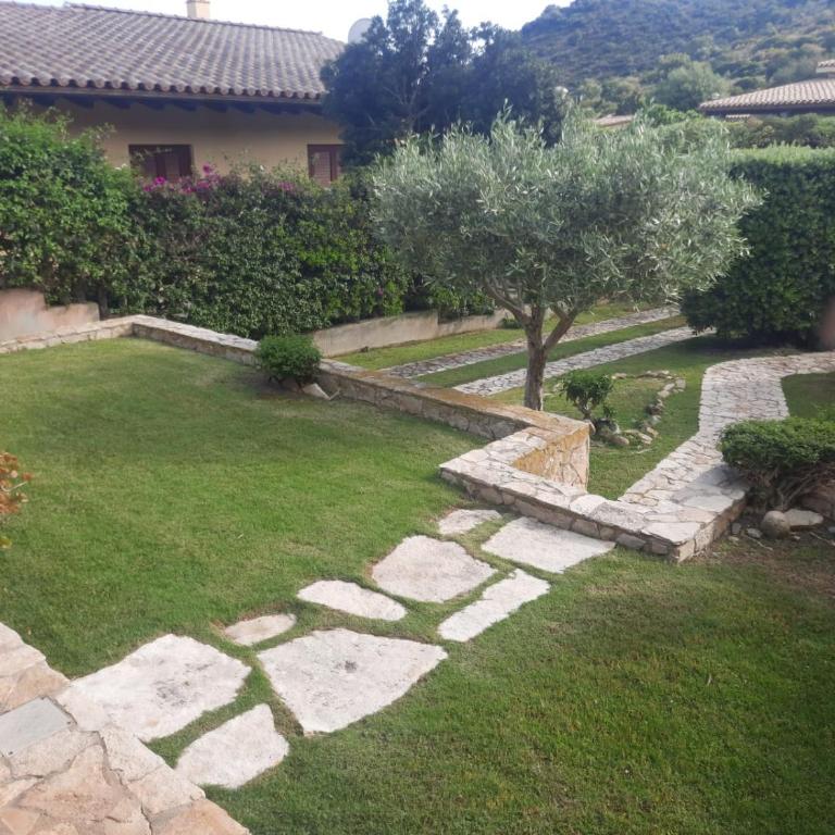 Casa Pepe, Confortevole villetta con giardino a 2 min dal mare - Casa Vacanze - 1