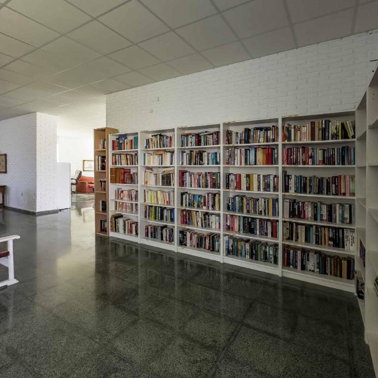 Apartamento acogedor, terraza, piscina y mar - Two-Bedroom Apartment - 40