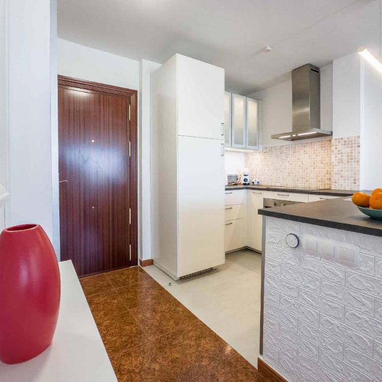 Apartamento acogedor, terraza, piscina y mar - Two-Bedroom Apartment - 32