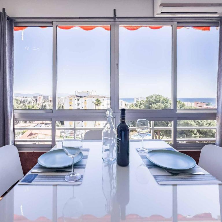 Apartamento acogedor, terraza, piscina y mar - Two-Bedroom Apartment - 2