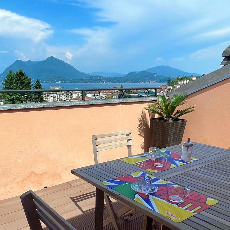La Mansarda - Apartment with Lake View - 18