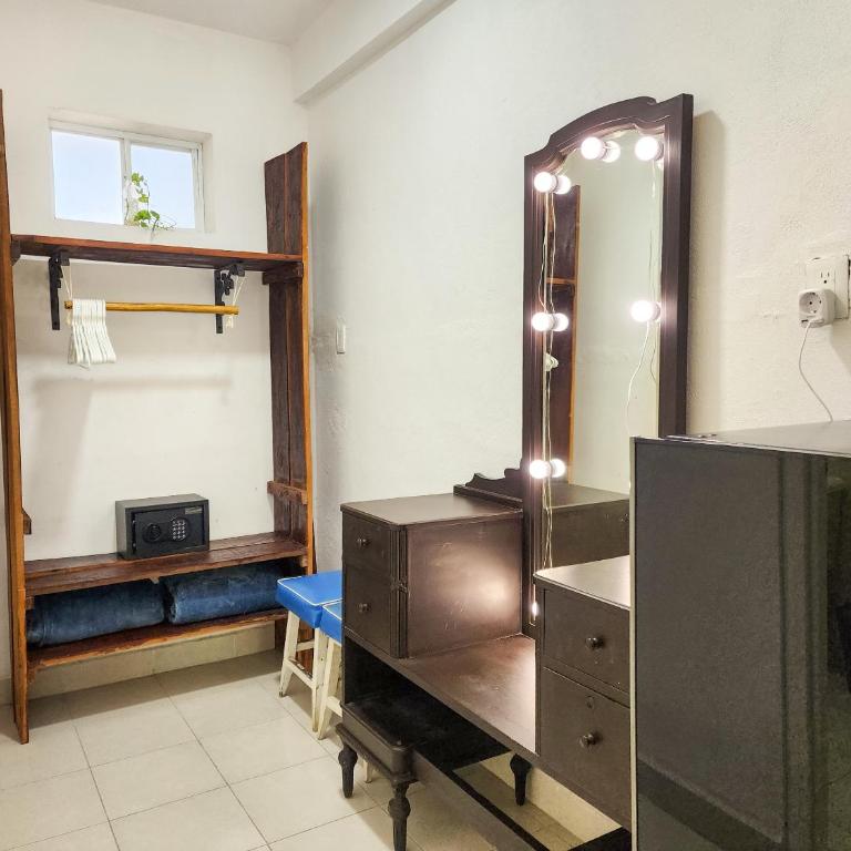 Antillas - Twin Room with Balcony - 8