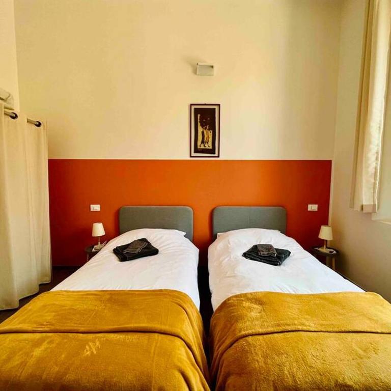 Casa Bonita Bolognina - Two-Bedroom Apartment - 10