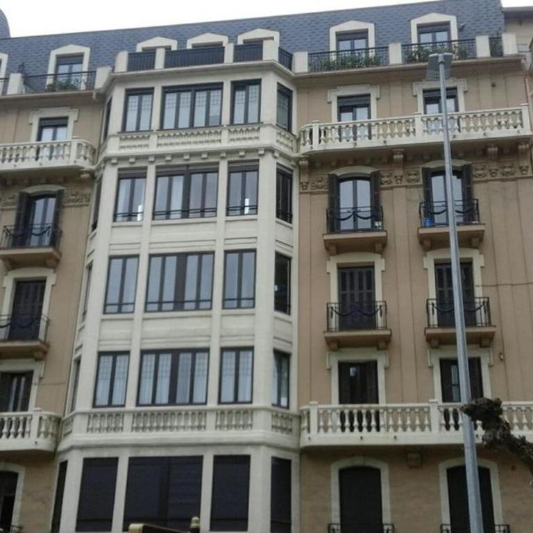 San Sebastian playa Zurriola-NO PARTIES AT HOME-NO FIESTAS EN CASA-300 meters to the beach-90 m2 - Apartamento de 3 dormitorios - 21