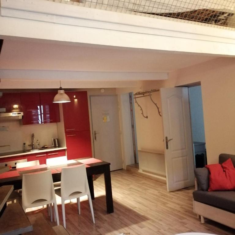 6 couchages au cœur de la ville ! - Appartement 1 Chambre - 11