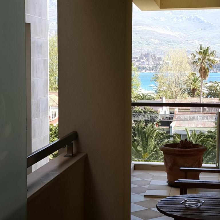 Apartments M Palace - Apartman sa 2 Spavaće Sobe i Balkonom - 7