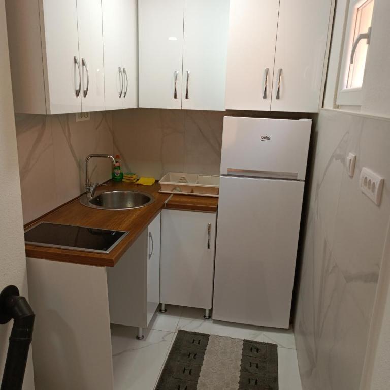 Milos Apartmens - One-Bedroom Apartment - 5