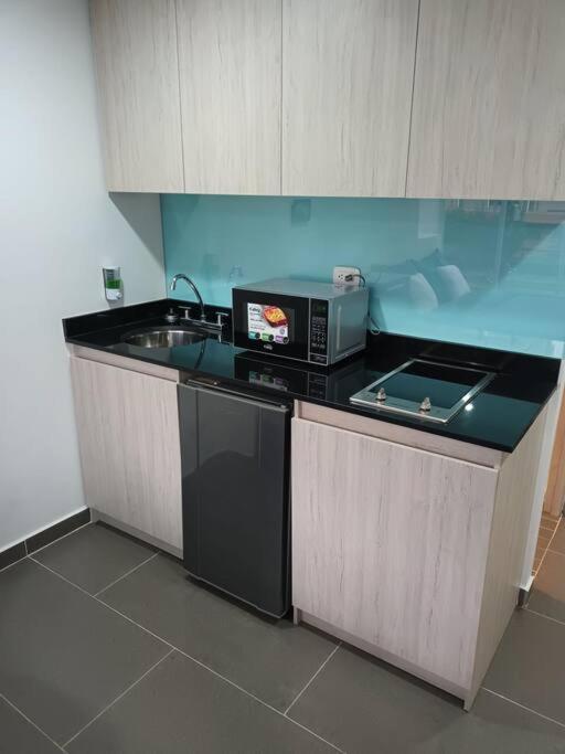 Apto Luminoso y Acogedor Comodidad Garantizada - Apartamento de 1 dormitorio - 2