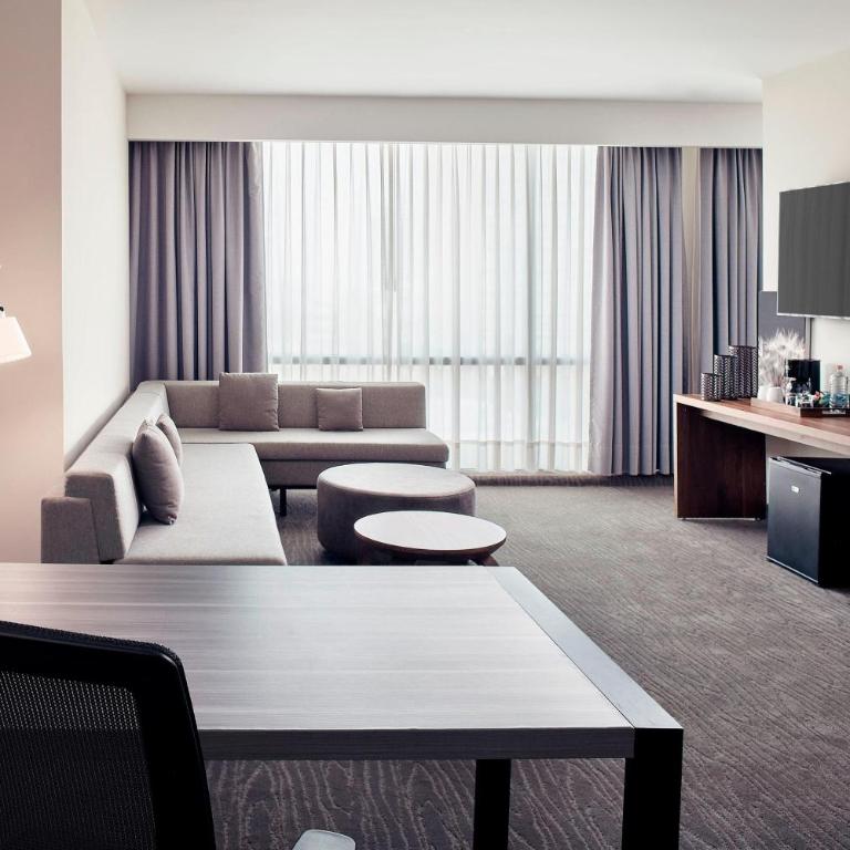 Wyndham Monterrey Ambassador Centro - Suite Junior - 1 cama extragrande - No fumadores - 1