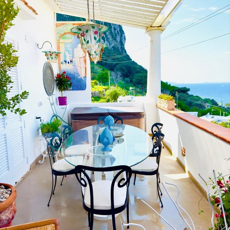 Scala Fenicia 14 by CapriRooms - Camera Matrimoniale con Balcone e Vista Mare - 12