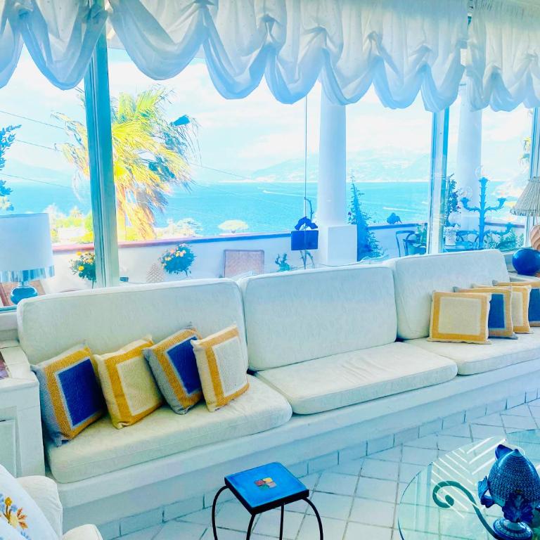 Scala Fenicia 14 by CapriRooms - Camera Matrimoniale con Balcone e Vista Mare - 5