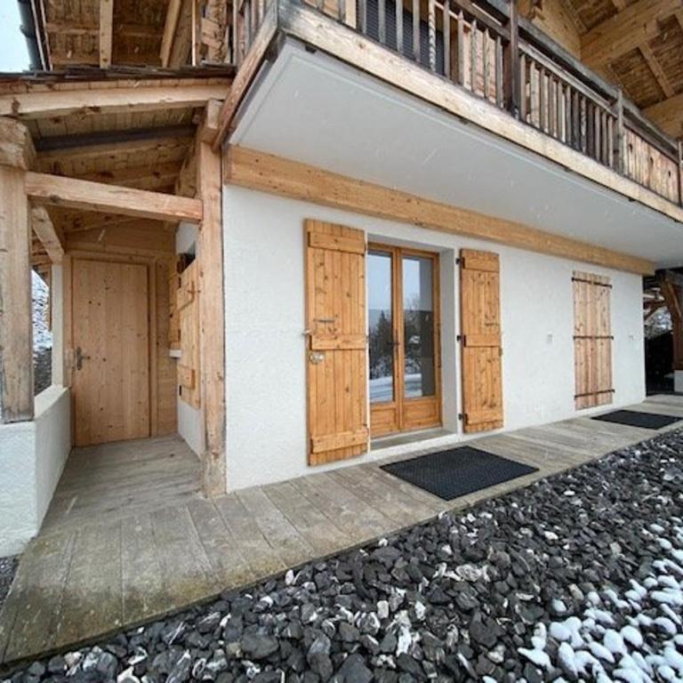 Studio 4 pers. rénové, proximité pistes & commerces, balcon/terrasse, parking privé - Monolocale - 1