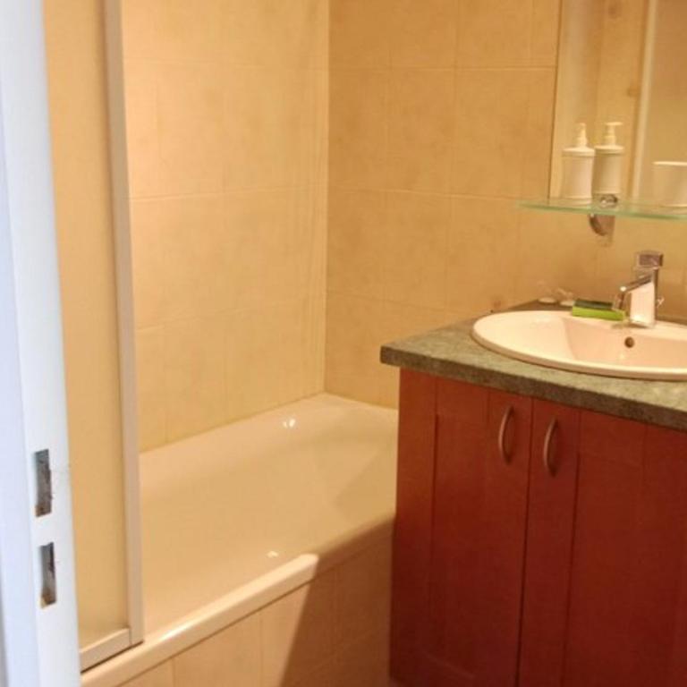 T2 Moderne Vue Mer, 3 Étoiles, Parking Privé, Proche Plage - FR-1-696-40 - Appartamento - 12