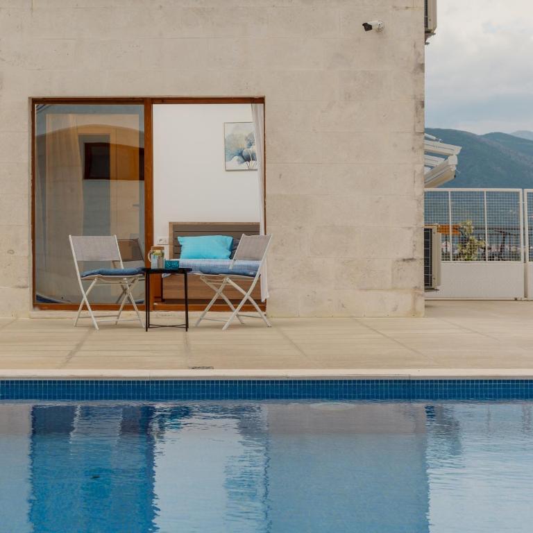 Emerald Suite with Pool, Private beach and Private Sea View Terrace - Apartment with Sea View - 13