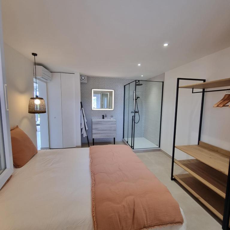 Coté Mer - One-Bedroom Apartment - 5