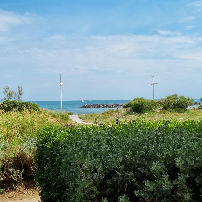 Coté Mer - One-Bedroom Apartment - 11