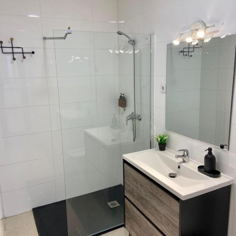 Apartamento en el centro de Madrid!! - Two-Bedroom Apartment - 21