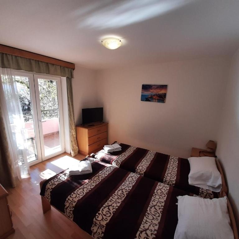 Apartments Stanivukovic - Dvokrevetna Soba sa Bračnim Krevetom/Zasebnim Krevetima - 6