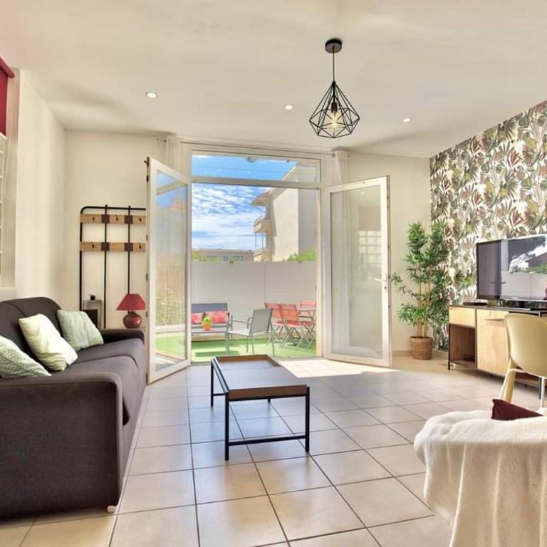 Residence Provence plage - One-Bedroom Apartment - 1
