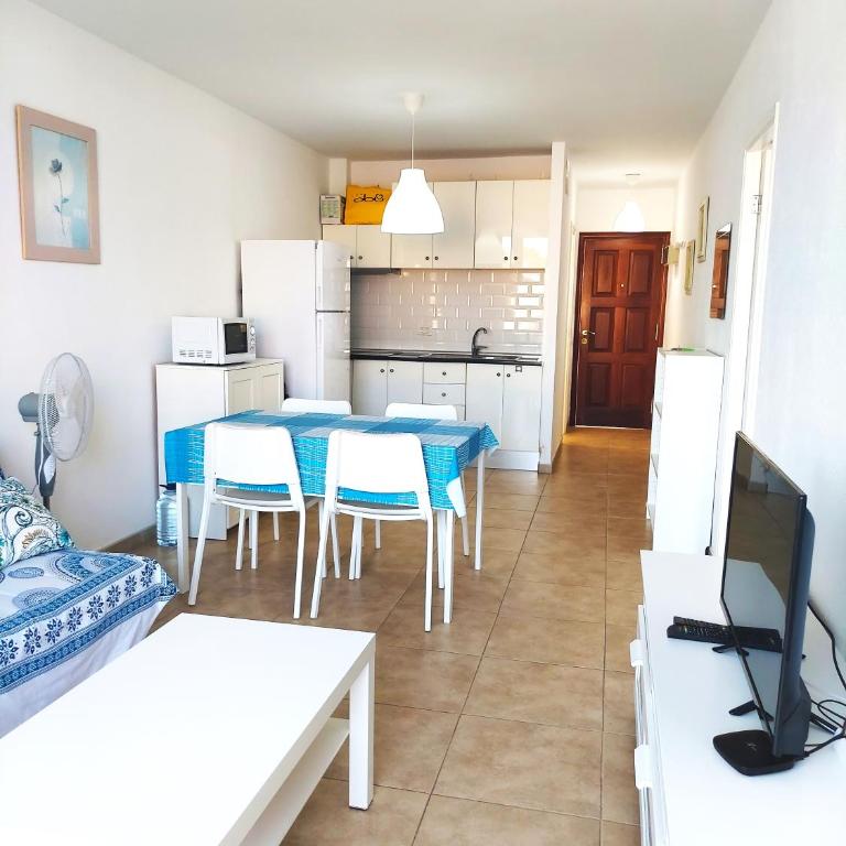 BLU APARTMENT, WIFI FREE POOL VIEW - Apartamento de 1 dormitorio - 3