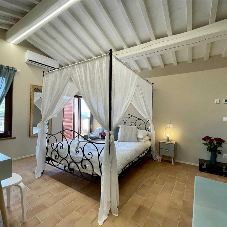 B&B La Fenice - Camera Matrimoniale Superior - 1