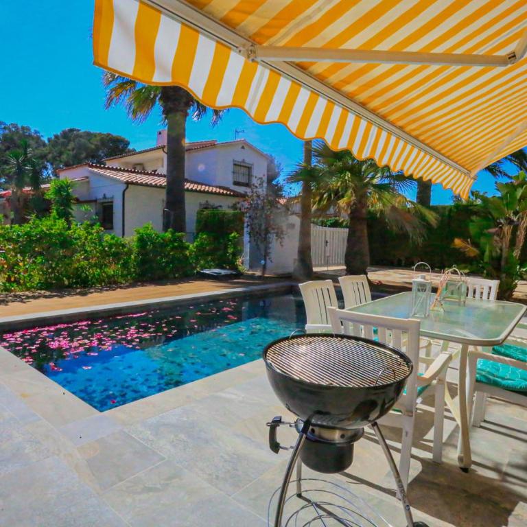 LITORAL COSTA DORADA - VILLA MONET Only families - Villa con piscina privada - 2