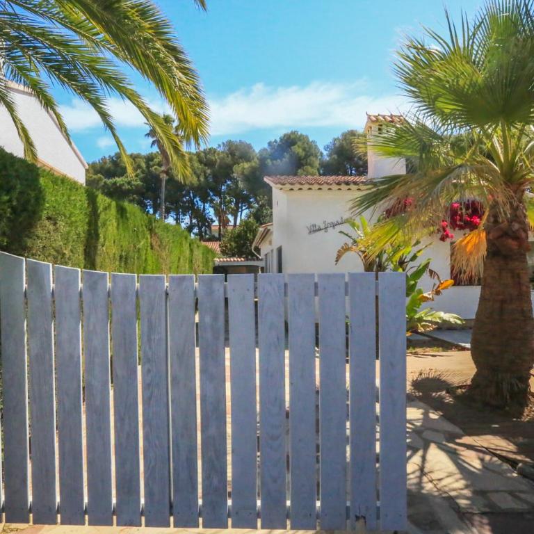 LITORAL COSTA DORADA - VILLA MONET Only families - Villa con piscina privada - 37